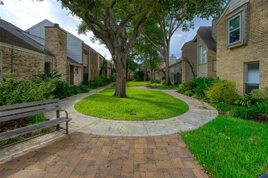 12625 Memorial Dr unit 97, Houston, TX 77024 - photo 7