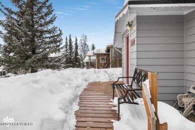 02-Front Porch