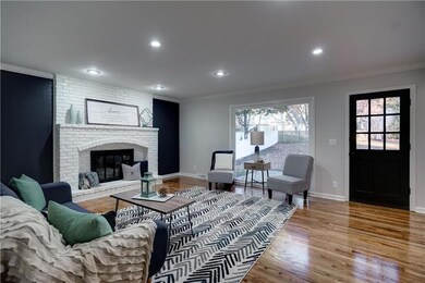 7615 Haskins St, Shawnee, KS 66216 - photo 4