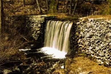 unlisted-address, Smithfield, RI 02917 - photo 3