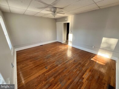 235 E Main St unit 2, Lansdale, PA 19446 - photo 3