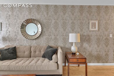 Skyview on the Hudson unit 6V, Bronx, NY 10471 - photo 6