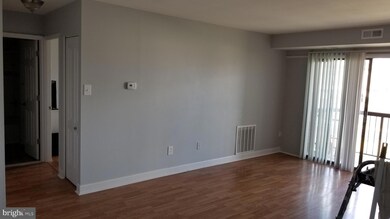 7577 Margate Ct unit 102, Manassas, VA 20109 - photo 3