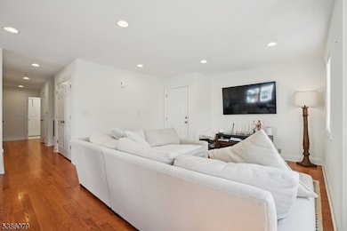 38 Centre St unit 2, Nutley, NJ 07110 - photo 3