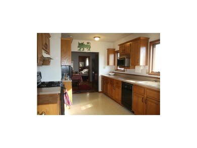 Kitchen has gas stove and ALL appliances stay with