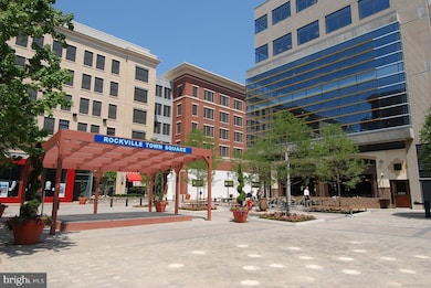 1004 Gaither Rd, Rockville, MD 20850 - photo 7