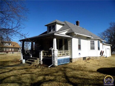 404 Cedar, Overbrook, KS 66524 - photo 2