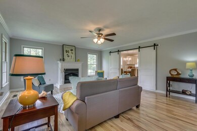 182 Hickory Hollow Dr, Dickson, TN 37055 - photo 5