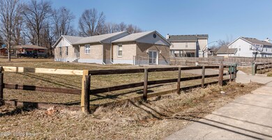 7917 Glaser Ln, Louisville, KY 40291 - photo 2