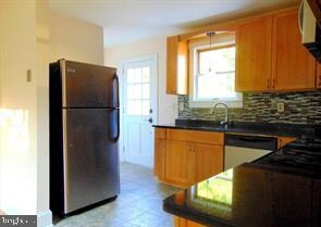 434 Chesterfield Ave, Centreville, MD 21617 - photo 7