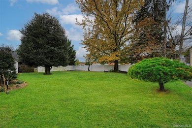 4 Elm St, Greenvale, NY 11548 - photo 4