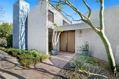 213-east-la-verne-way-028