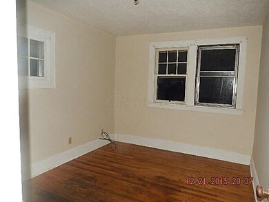 176 N Chase bed 2