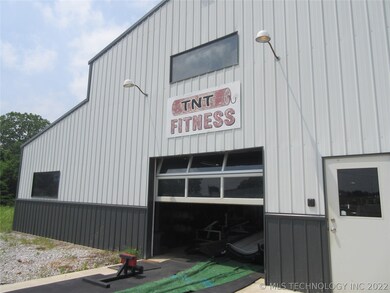 513 N B St, Eufaula, OK 74432 - photo 4