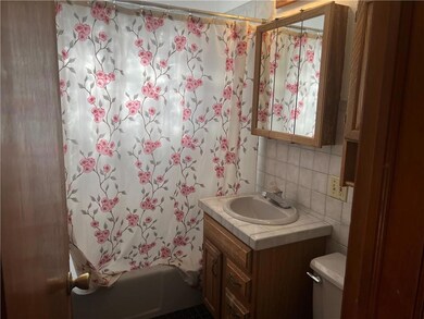 1st floor bathroom