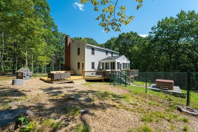 12 Honeysuckle Ln, Goffstown, NH 03045 - photo 2