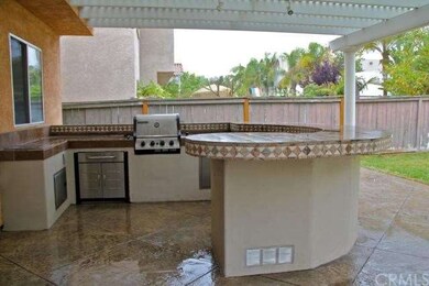 Awesome bbq setup with wrap around counter you can