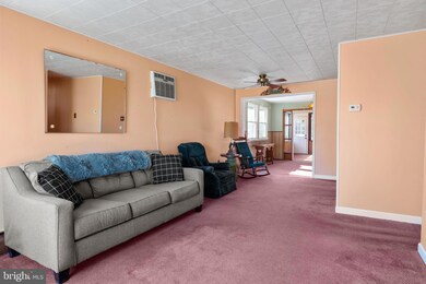 301 Rose Ave, Morrisville, PA 19067 - photo 5