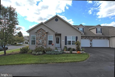 29 Ivy Ln unit 2B, Gettysburg, PA 17325 - photo 2