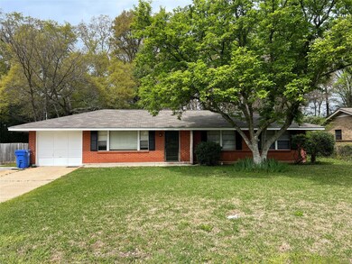 112 Patrick St, Prattville, AL 36067 - photo 2