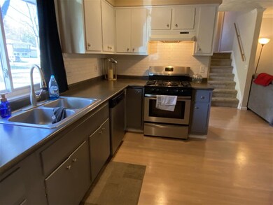 58440 Valley View Dr, Elkhart, IN 46517 - photo 4