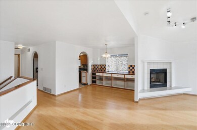 8551 Ridgeway Ave, Anchorage, AK 99504 - photo 5