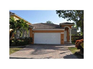 4883 NW 109 Pa, Doral, FL 33178 - photo 4