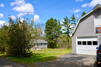 detached barn/garage