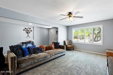 04-Living Room