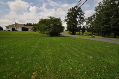 813 Lahr Rd, Nazareth, PA 18064 - photo 6