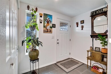 811 S 226th Place, Des Moines, WA 98198 - photo 6