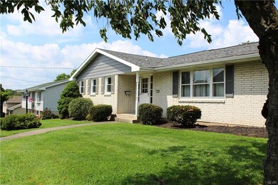 Two Full Bathrooms, Dining Room, Mud Room, and Sun