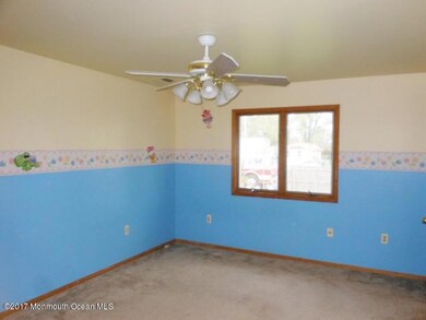 352-609247 - Bedroom 1