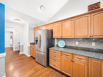 33-web-or-mls-1167 Blue Bird-117