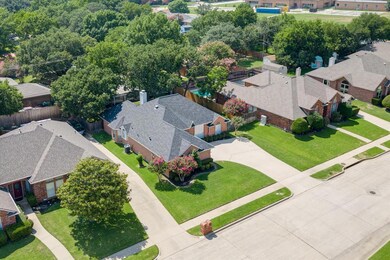 2713 Fox Glenn Ct, Hurst, TX 76054 - photo 4