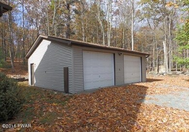 219 Water Forest Dr, Milford, PA 18337 - photo 4