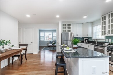 Kitchen/Dining Area