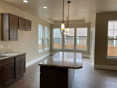 Kitchen dining