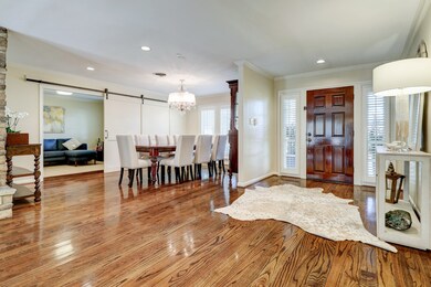 13907 Queensbury Ln, Houston, TX 77079 - photo 5