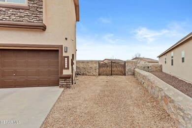 11448 Flor Rubus Ct, Socorro, TX 79927 - photo 3
