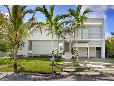 798 Curtiswood Dr, Key Biscayne, FL 33149 - photo 2