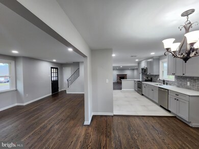 578 Hillside Dr, Lansdale, PA 19446 - photo 6