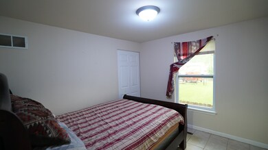 1504 Amarillo Dr, Carpentersville, IL 60110 - photo 6