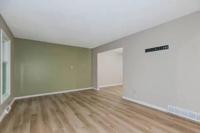 4931 Bluejacket St, Shawnee, KS 66203 - photo 5