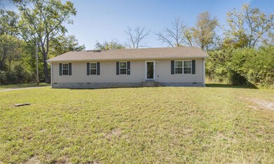 1110 Highland Dr, Manchester, TN 37355 - photo 3