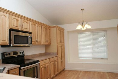 328 W Stanford  kitchen(5)