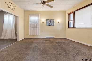 2209 N 16th St, Omaha, NE 68110 - photo 7