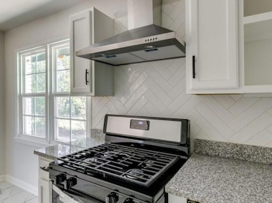 809 General Senter Dr, Oklahoma City, OK 73110 - photo 3