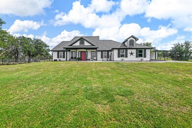 173 Cooperstown Dr, Springtown, TX 76082 - photo 2