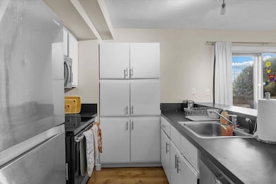 804 Cascade Ct, Blacksburg, VA 24060 - photo 7